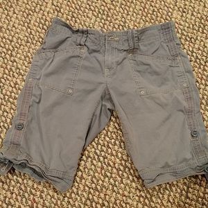 Aventura Arden shorts size 4 blue